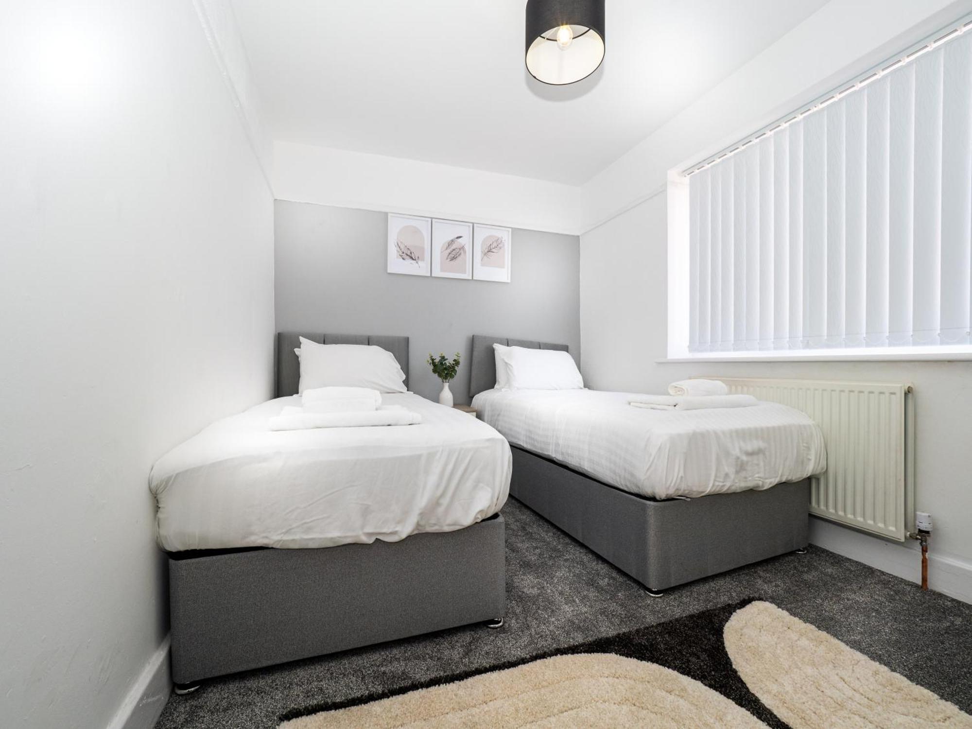 3Br Haven Retreat In Wallasey With Free Street Parking エクステリア 写真